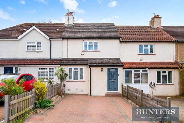 3 Bedroom Terraced House For Sale In Ridge Road, Sutton, SM3