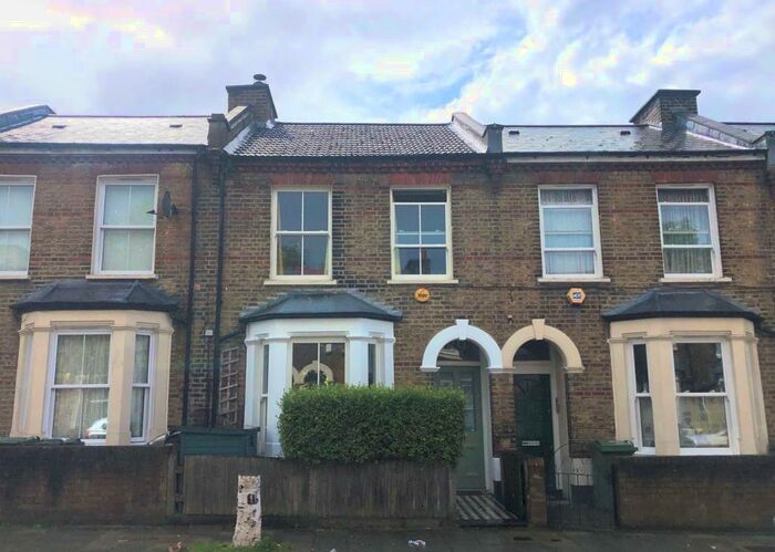 3 Bedroom House To Rent In Poplar Road, Herne Hill, London, SE24