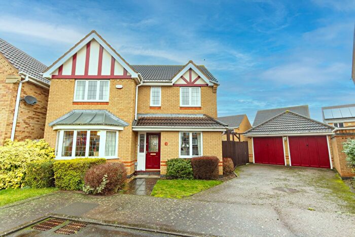 4 Bedroom Detached House For Sale In Pershore Close, Wellingborough, NN8