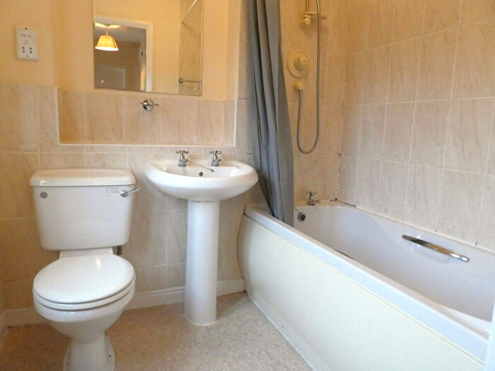 1 Bedroom Coach House For Sale In Lord Grandison Way, Banbury, OX16
