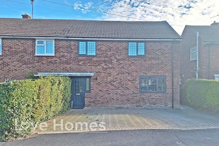 3 Bedroom Semi-Detached House For Sale In Osborn Road, Barton-le-Clay, MK45