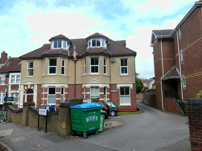 Studio To Rent In Gwen Rhian Court, Court Road, SO15