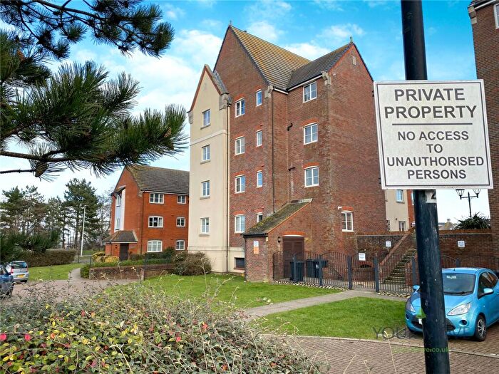 2 Bedroom Flat For Sale In Daytona Quay, Eastbourne, East Sussex, BN23