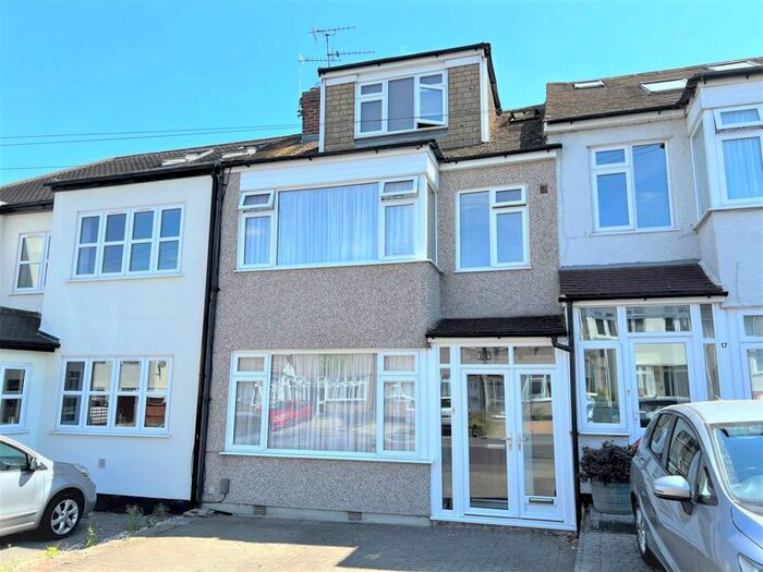 4 Bedroom Terraced House To Rent In Wilton Drive, Collier Row, Romford, RM5