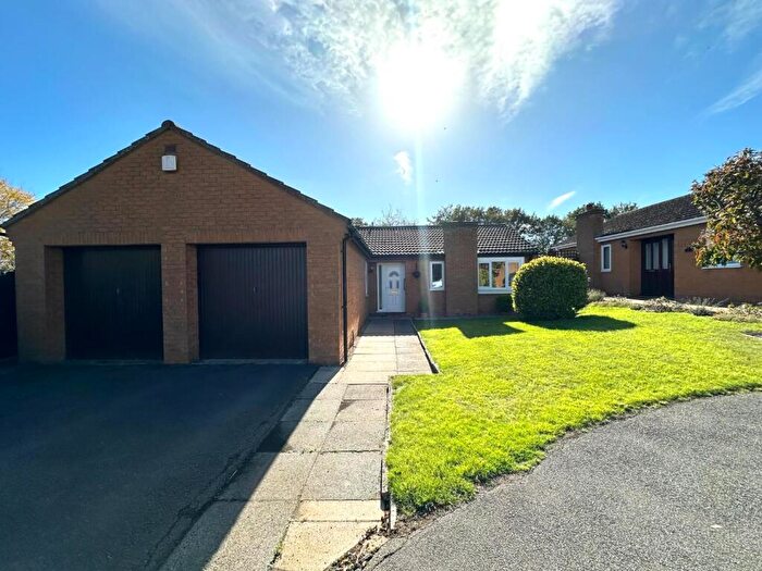3 Bedroom Detached Bungalow For Sale In Juniper Court, Berrydale, Northampton, NN3