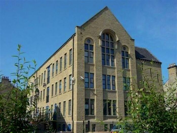 1 Bedroom Flat To Rent In The Lofts, Huddersfield, HD1