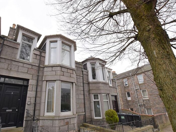 7 Bedroom Terraced House To Rent In Sunnyside Road, Old Aberdeen, Aberdeen, AB24