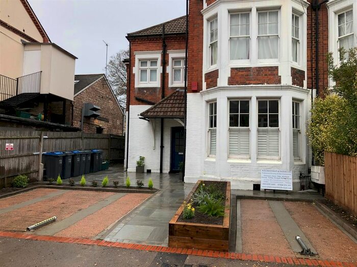 Studio To Rent In Kings Road, Wimbledon, Wimbledon, SW19