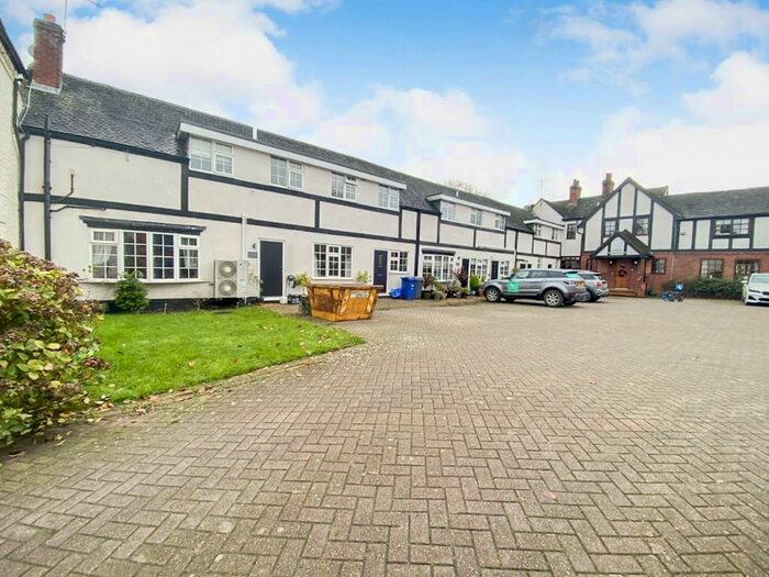 3 Bedroom Cottage To Rent In Tutbury Road, DE13