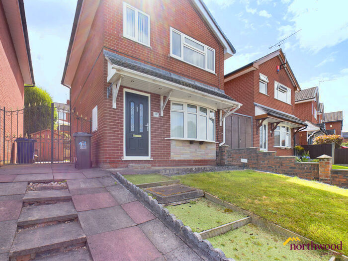 3 Bedroom Detached House To Rent In Hillside Avenue, Kidsgrove, ST7