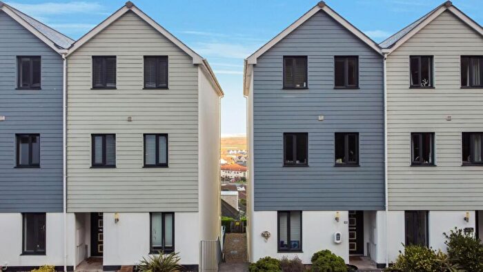 4 Bedroom End Of Terrace House For Sale In Inglebrook Heights, Westward Ho, Bideford, Devon, EX39