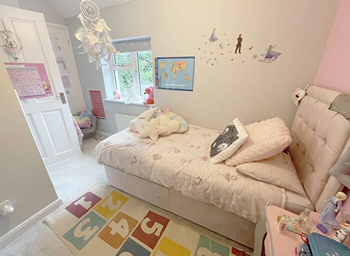 2 Bedroom Semi-Detached House For Sale In Tower Close, Hitchin, SG4