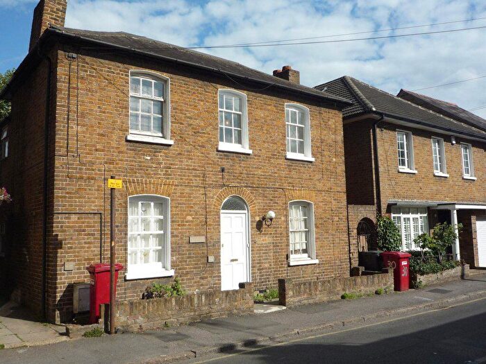 Studio To Rent In Town Centre, SL1