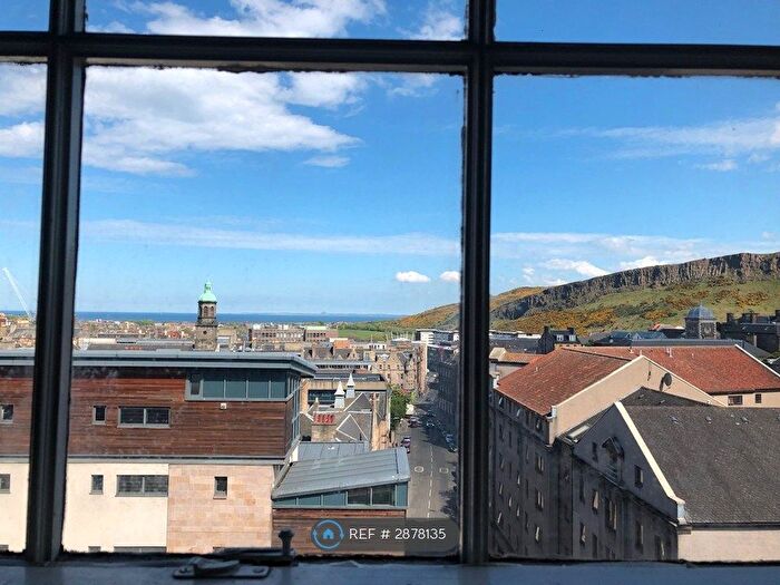2 Bedroom Flat To Rent In Niddry St, Edinburgh, EH1