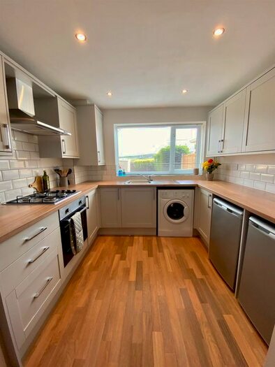 3 Bedroom Town House To Rent In Chapman Road, Hoddlesden, Darwen, BB3