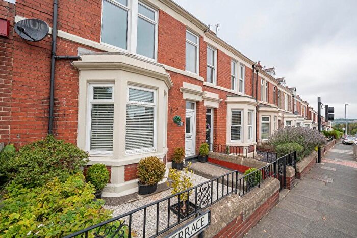 4 Bedroom End Of Terrace House For Sale In Park Terrace, Dunston, Gateshead, Tyne And Wear, NE11