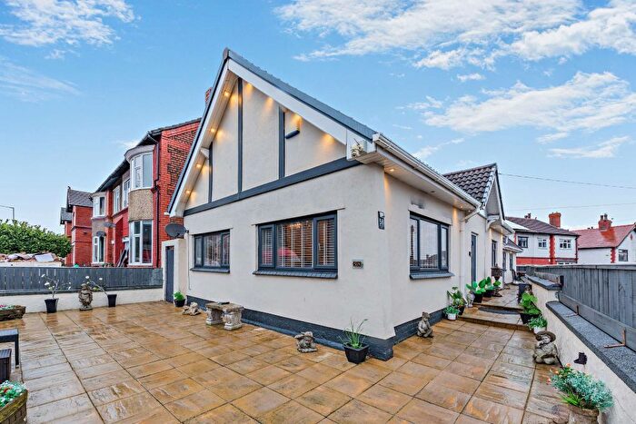 3 Bedroom Detached Bungalow For Sale In Tollemache Road, Prenton, CH43