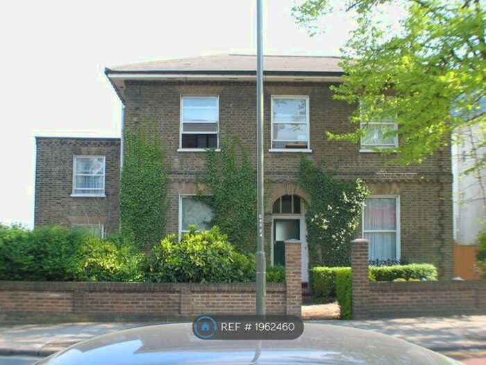 1 Bedroom Flat To Rent In Croydon Road, London, SE20