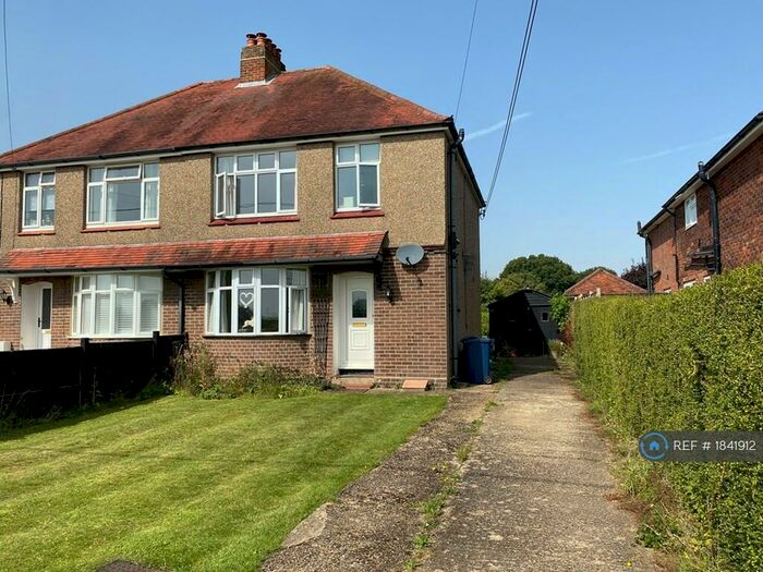 3 Bedroom Semi-Detached House To Rent In Stocking Lane, Naphill, HP14