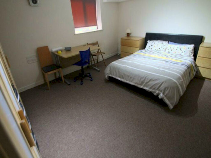 1 Bedroom Flat To Rent In Richmond Road, Leeds, LS6