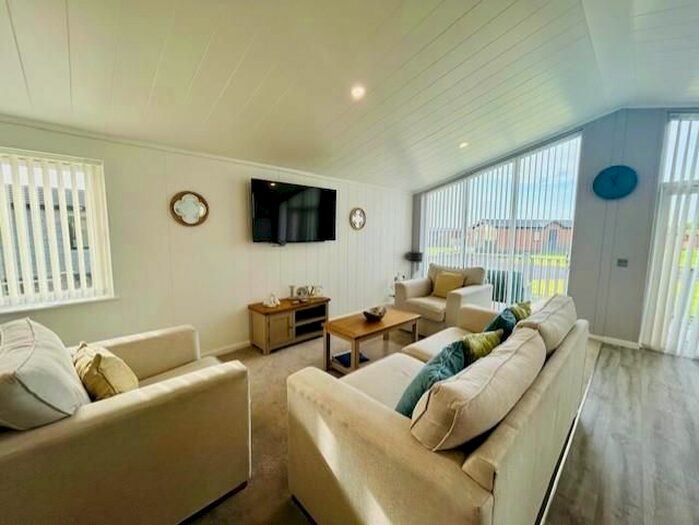 2 Bedroom Property For Sale In Cherry Blossom. Fitling Lane, Burton Pidsea, Westfield Country Park, Fitling, Hull, HU12