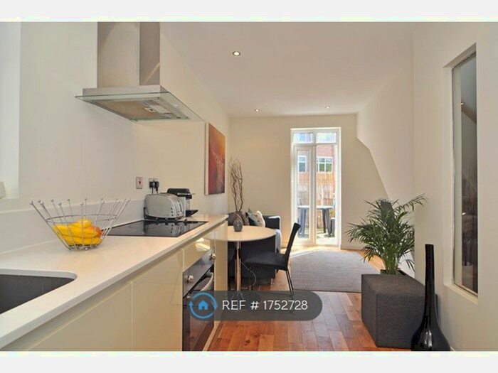 1 Bedroom Flat To Rent In Pennard Road, London, W12