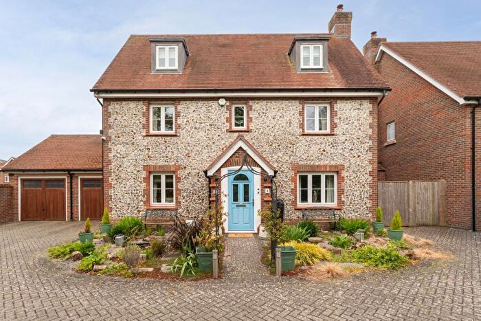 5 Bedroom Detached House For Sale In Tinchurch Drive, Burgess Hill, RH15