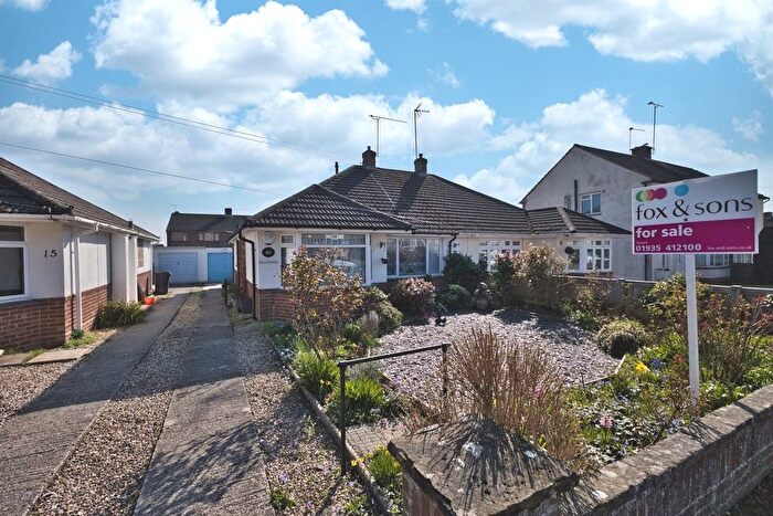 2 Bedroom Semi Detached Bungalow For Sale In Kenmore Drive, Yeovil, BA21