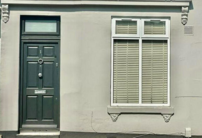 Studio To Rent In Horn Street, Hythe, CT21