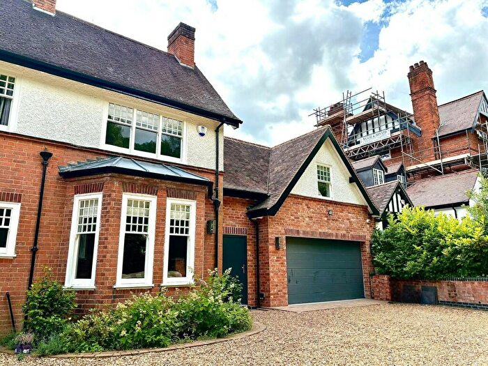 Studio To Rent In Hartopp Road, Four Oaks, B74