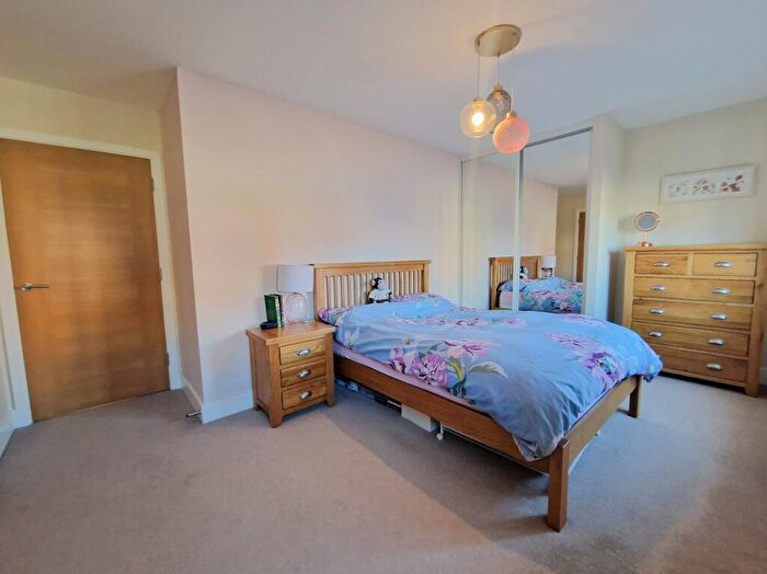 2 Bedroom Apartment For Sale In Venus Avenue, Biggleswade, SG18