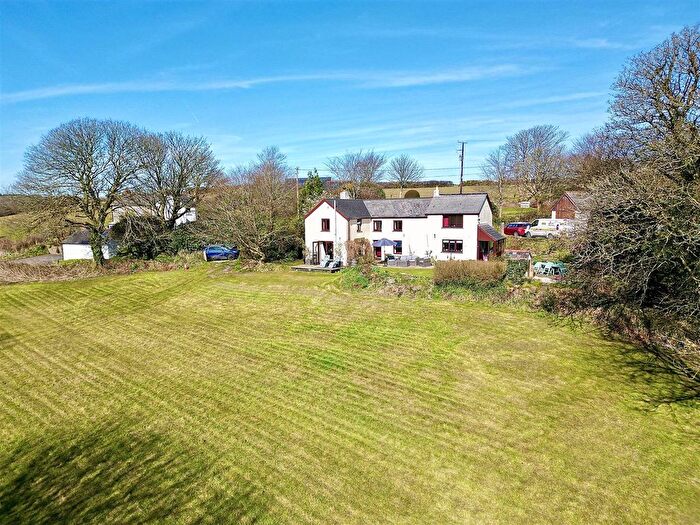 4 Bedroom Country House For Sale In Releath, Camborne, TR14