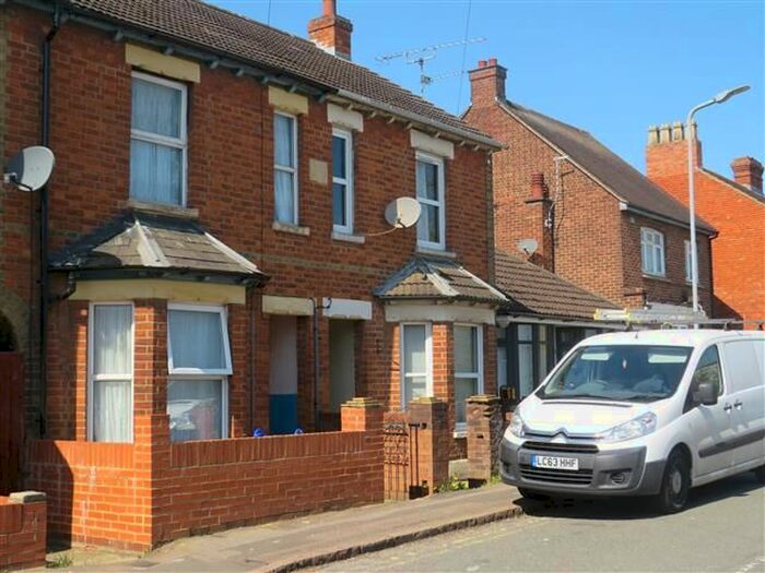 2 Bedroom Property To Rent In Duncombe Street, Bletchley, Milton Keynes, MK2