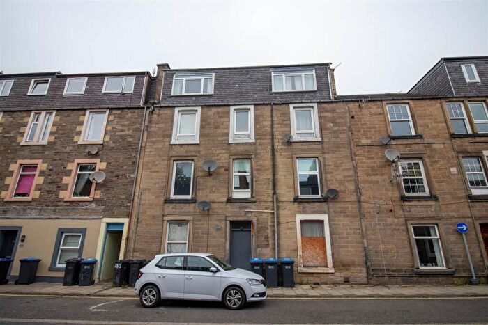 1 Bedroom Property To Rent In / Princes Street, Hawick, TD9