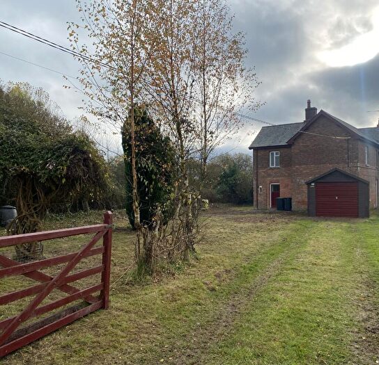 2 Bedroom Semi-Detached House To Rent In Dairy Cottages, West Street, DT11