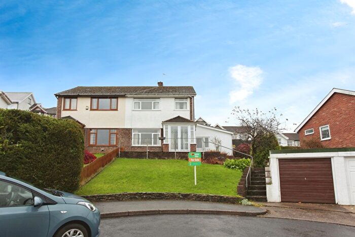 3 Bedroom Semi Detached House For Sale In Wingfield Close, The Common, Pontypridd, CF37