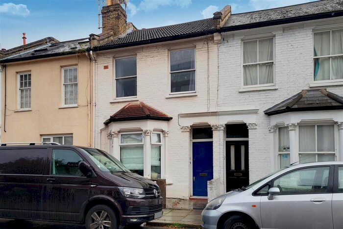 2 Bedroom Flat To Rent In Yeldham Road, London, W6