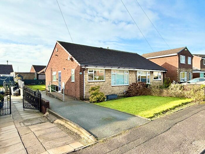 2 Bedroom Detached House To Rent In Hill Grove Lea, Huddersfield, Uk, HD3