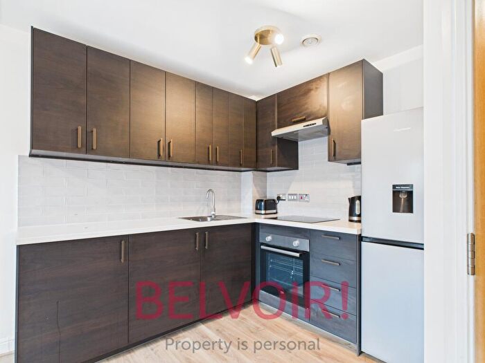 2 Bedroom Flat To Rent In Wardle Street, Tunstall, Stoke-on-Trent, ST6
