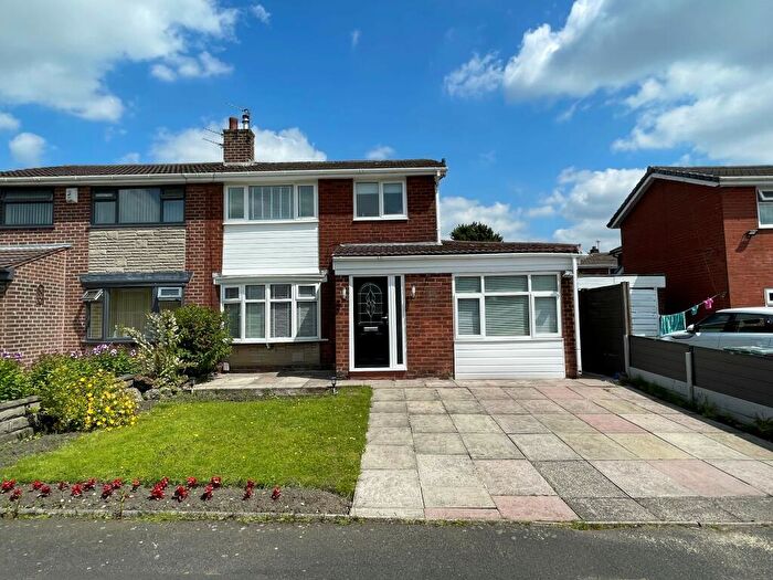3 Bedroom Semi-Detached House To Rent In The Meadows, Radcliffe, M26