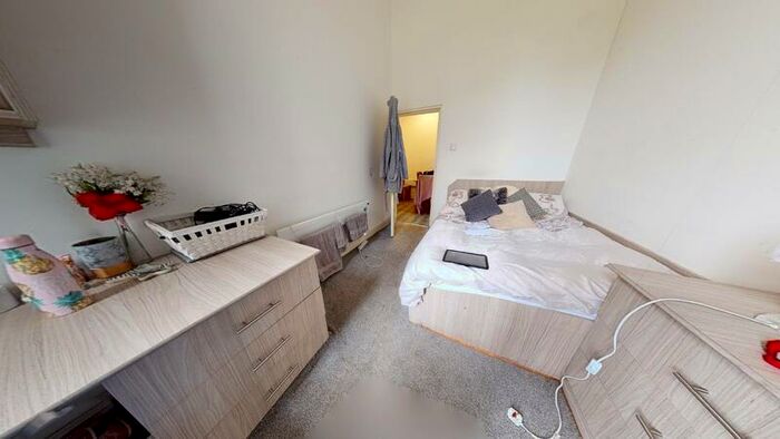 2 Bedroom Flat To Rent In SpringbankHouse, Headingley Lane, Headingley, Leeds, LS6