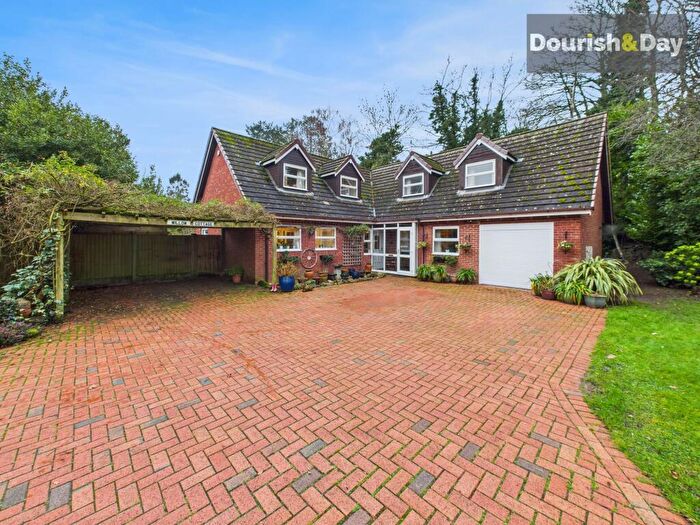 4 Bedroom Detached House For Sale In Barn Bank Lane, Moss Pitt, Stafford, ST17