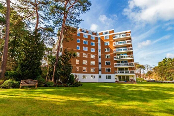 3 Bedroom Flat To Rent In Western Road, Canford Cliffs, BH13