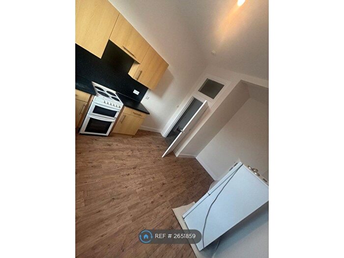 2 Bedroom Flat To Rent In High Street, Fraserburgh, AB43