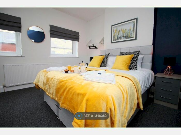 2 Bedroom Terraced House To Rent In Mortimer Road, Cardiff, CF11