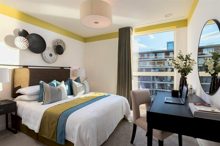 2 Bedroom Flat To Rent In Bond Court, Springham Walk, SE10