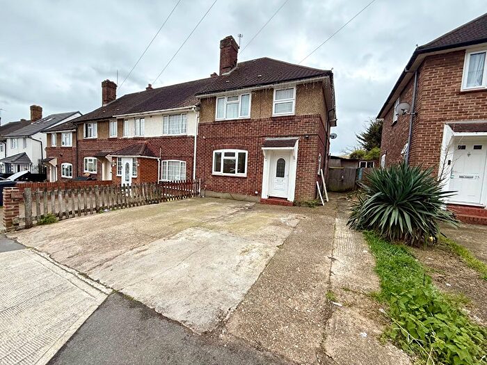 3 Bedroom Semi Detached House To Rent In Lawrence Road, Hayes., UB4