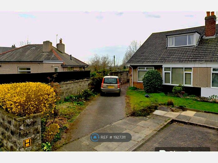 3 Bedroom Semi-Detached House To Rent In Piccadilly Close, Scotforth, Lancaster, LA1