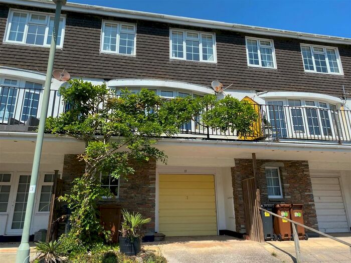 2 Bedroom Town House To Rent In Town Close, Dartmouth, TQ6