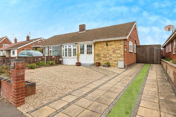 2 Bedroom Terraced Bungalow For Sale In Bernham Road, Norwich, NR6